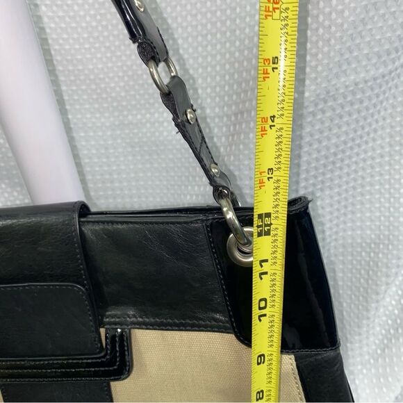 BCBG Max Adria XL hobo bag NWOT - Picture 7 of 8